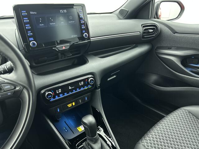Toyota YARIS 1.5 Hybrid Launch Edition | Trekhaak | Draadloze Telefoonlader | Voorstoelen Verwarmd | Buitenspiegels Elektrisch Inklapbaar | Head Up Display | Cruise Control Adaptief |