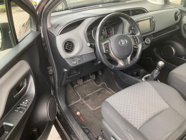 Toyota YARIS 1.33 VVT-i Aspiration Airco Navigatie 119.273 km