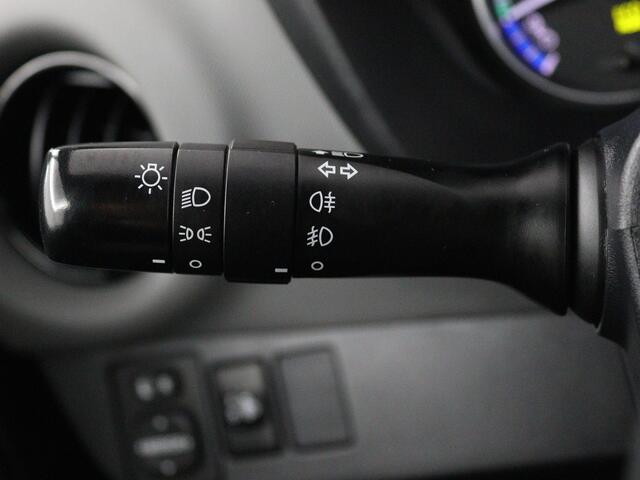 Toyota YARIS 1.5 Hybrid Volcano Edition