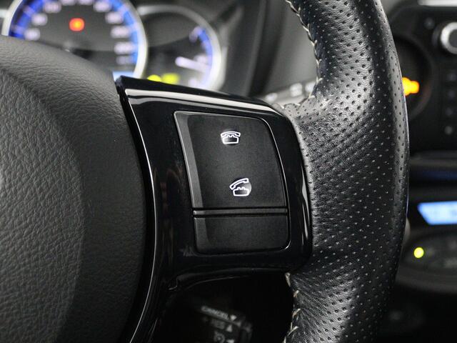 Toyota YARIS 1.5 Hybrid Volcano Edition