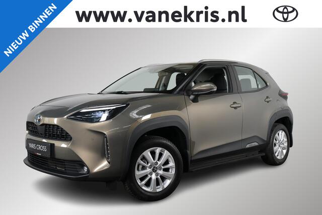 Toyota YARIS Cross 1.5 Hybrid Dynamic Limited, Trekhaak, Treeplanken , Stoel-stuur-ruitverwarming