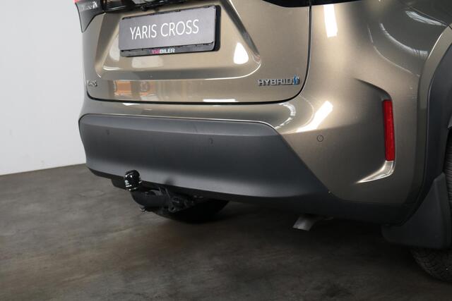 Toyota YARIS Cross 1.5 Hybrid Dynamic Limited, Trekhaak, Treeplanken , Stoel-stuur-ruitverwarming