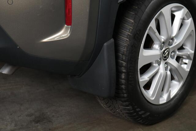 Toyota YARIS Cross 1.5 Hybrid Dynamic Limited, Trekhaak, Treeplanken , Stoel-stuur-ruitverwarming