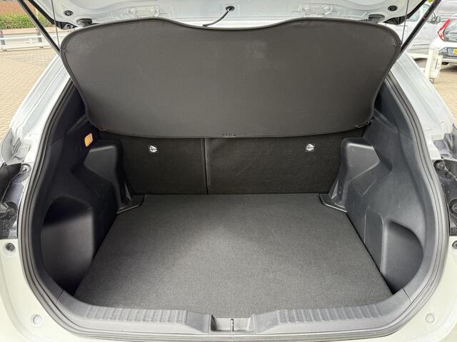 Toyota YARIS Cross 1.5 Hybrid First Edition NL auto, 1e eigenaar, ALL season banden, Dealeronderhouden