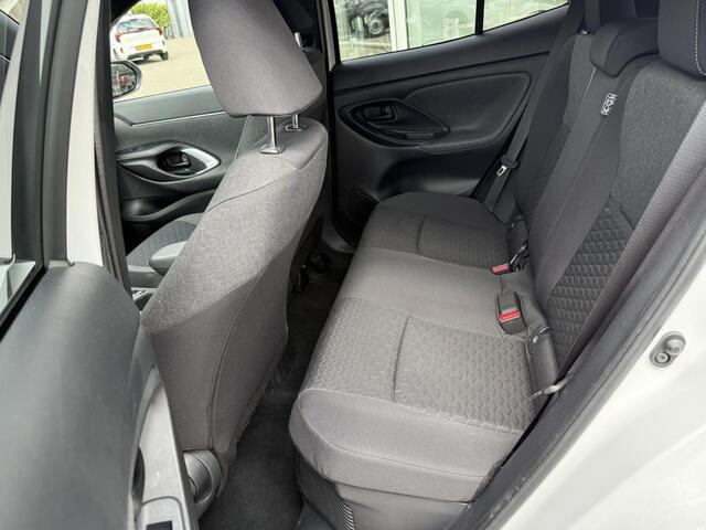 Toyota YARIS Cross 1.5 Hybrid First Edition NL auto, 1e eigenaar, ALL season banden, Dealeronderhouden