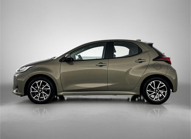 Toyota YARIS 1.5 VVT-i Dynamic | Apple Carplay/Android Auto | Lichtmetalen Velgen | NL-Auto | Metaallak |