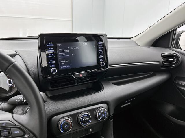 Toyota YARIS 1.5 VVT-i Dynamic | Apple Carplay/Android Auto | Lichtmetalen Velgen | NL-Auto | Metaallak |