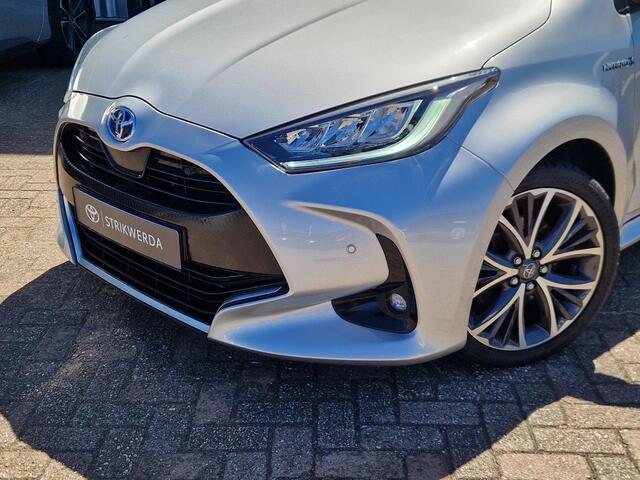 Toyota YARIS 1.5 Hybrid Executive Panoramadak Trekhaak volledig leder interieur