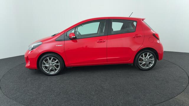 Toyota YARIS 1.5 Hybrid Dynamic