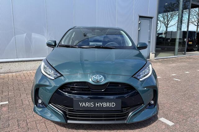 Toyota YARIS 1.5 Hybrid 115 Dynamic Comfort Pack , Apple Carplay Android Auto, Parkeersensoren, Dodehoek Detectie, Stuur /Stoel verwarming