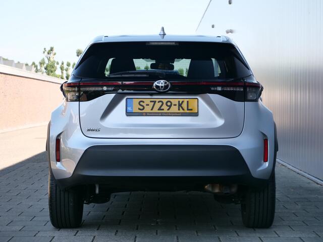 Toyota YARIS Cross 1.5 125pk VVT-I First Edition Camera / Navigatie / Adaptive Cruise