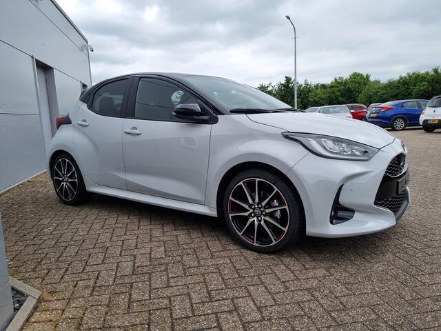 Toyota YARIS 1.5 Hybrid 130 GR Sport All-in rijklaarprijs | clima | Carplay/Android