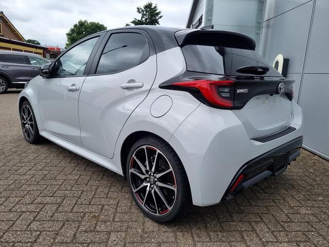 Toyota YARIS 1.5 Hybrid 130 GR Sport All-in rijklaarprijs | clima | Carplay/Android