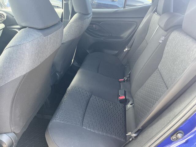 Toyota YARIS Cross 1.5 Hybrid Dynamic Limited Stoel Stuurverwarming Keyless Navi Carplay Dealer Onderhouden