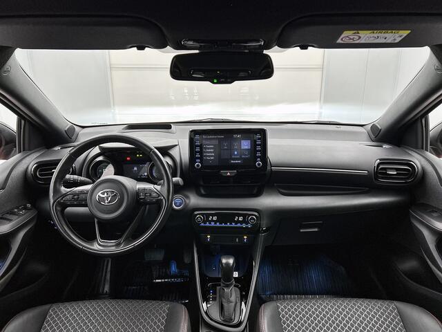 Toyota YARIS 1.5 Hybrid Launch Edition Limited | 17" Lichtmetalen velgen | Apple Carplay /- Android Auto | Stoel /- stuurwielverwarming |