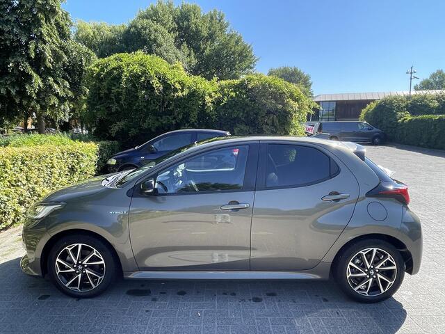 Toyota YARIS 1.5 Hybrid Executive Panoramadak