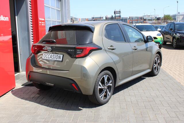 Toyota YARIS 1.5 Hybrid 115 Dynamic met Comfort Pakket
