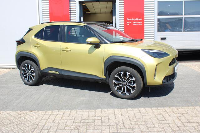 Toyota YARIS Cross 1.5 Hybrid 115 Dynamic Limited met oa panoramisch dak