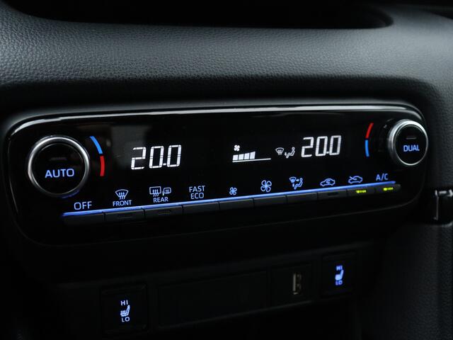 Toyota YARIS 1.5 Hybrid Executive - Bi tone Limited | LM velgen | Stoelverwarming | Afneembare trekhaak |