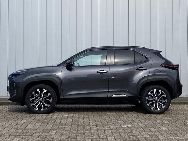 Toyota YARIS Cross 1.5 Hybrid 130 Dynamic Comfort Pack Parkeersensoren Dodehoek Detectie Stoel Stuurverwarming