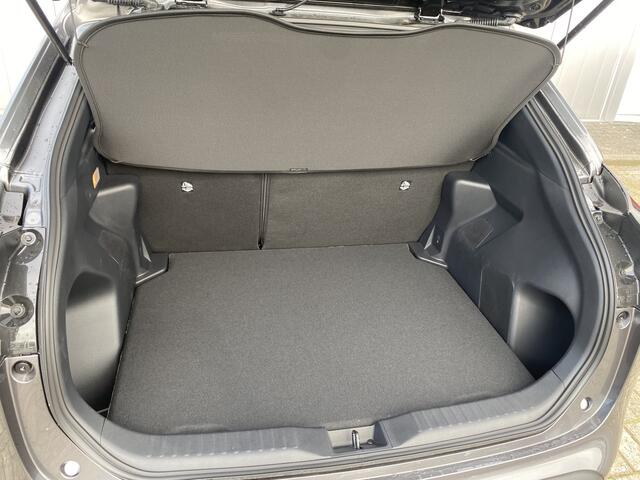 Toyota YARIS Cross 1.5 Hybrid 130 Dynamic Comfort Pack Parkeersensoren Dodehoek Detectie Stoel Stuurverwarming