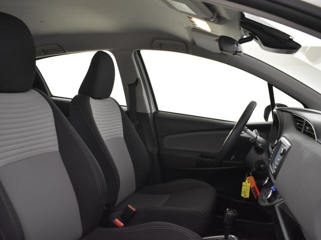 Toyota YARIS 1.5 Hybrid Active | Navigatie | Camera