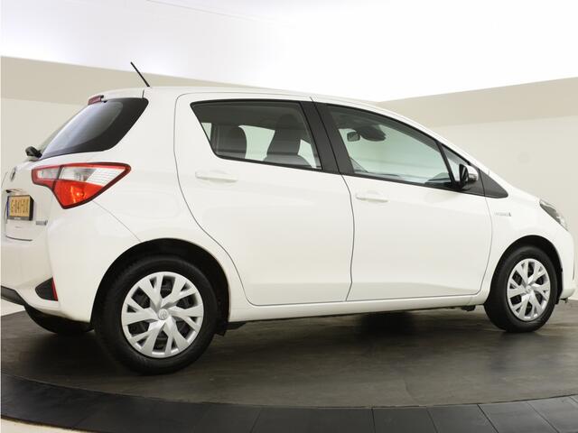 Toyota YARIS 1.5 Hybrid Active | Navigatie | Camera