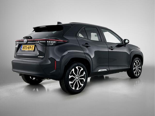Toyota YARIS Cross 1.5 Hybrid Dynamic Navi | Achterklep Elektrisch | Lichtmetalen Velgen | Panoramadak | Metaallak | Stoel-/Stuurverwarming |