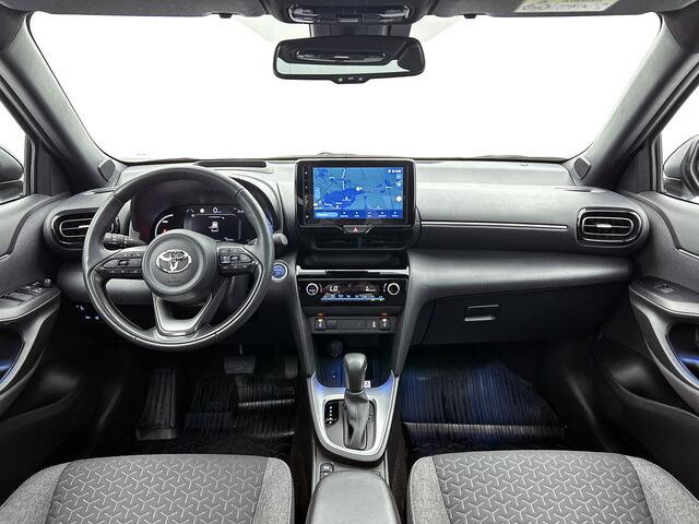 Toyota YARIS Cross 1.5 Hybrid Dynamic Navi | Achterklep Elektrisch | Lichtmetalen Velgen | Panoramadak | Metaallak | Stoel-/Stuurverwarming |