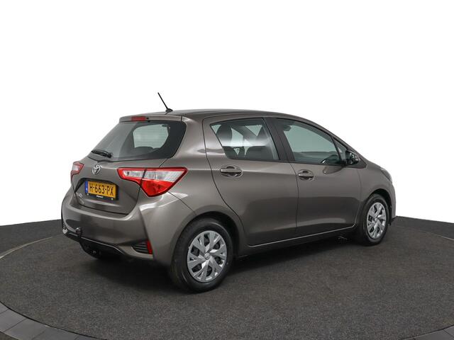 Toyota YARIS 1.0 VVT-i Comfort | Airco | Radio - CD Speler | Trekhaak |