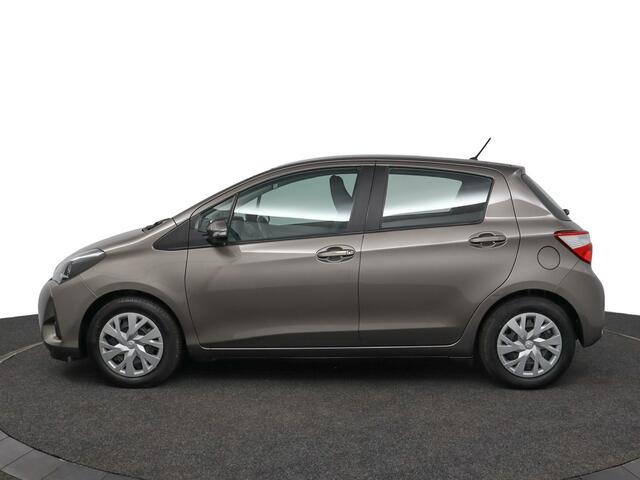 Toyota YARIS 1.0 VVT-i Comfort | Airco | Radio - CD Speler | Trekhaak |