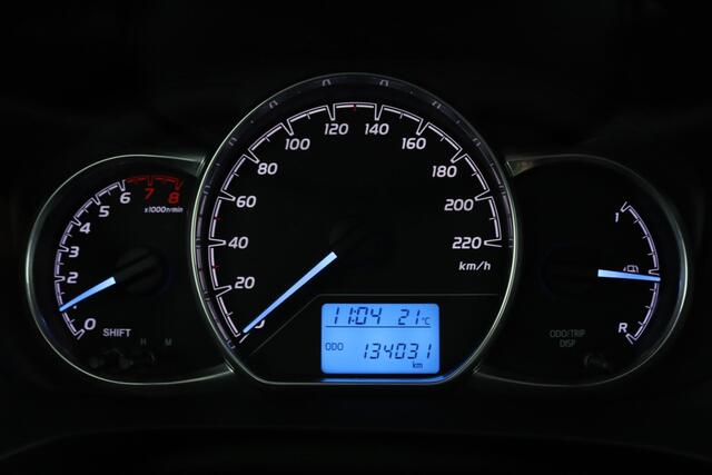 Toyota YARIS 1.0 VVT-i Comfort | Airco | Radio - CD Speler | Trekhaak |