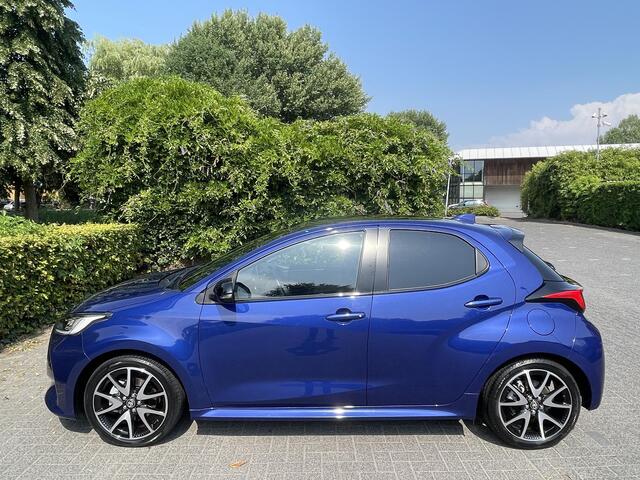 Toyota YARIS 1.5 Hybrid Executive Premium
