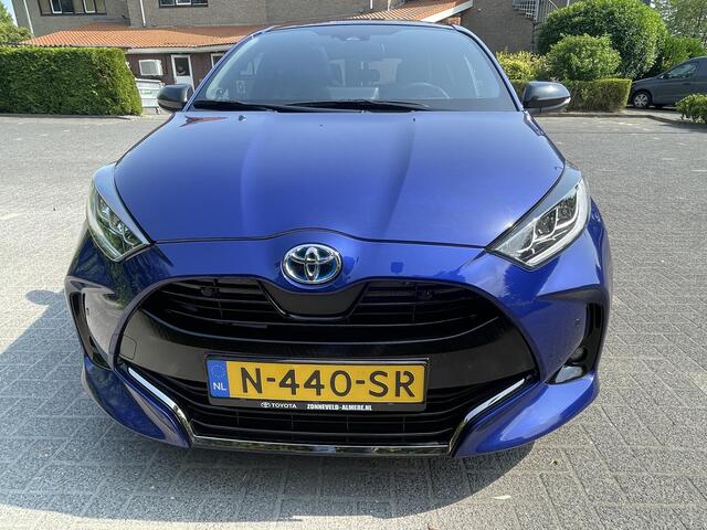 Toyota YARIS 1.5 Hybrid Executive Premium