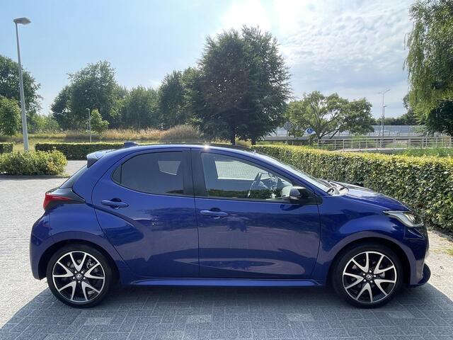 Toyota YARIS 1.5 Hybrid Executive Premium