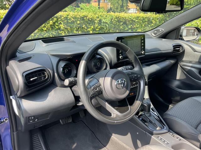Toyota YARIS 1.5 Hybrid Executive Premium