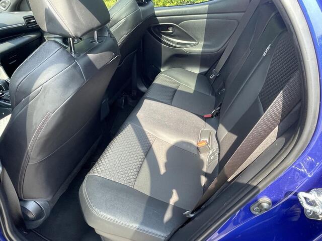 Toyota YARIS 1.5 Hybrid Executive Premium