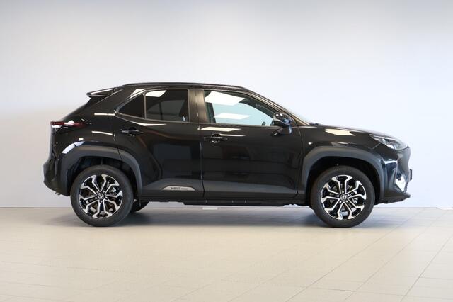 Toyota YARIS 1.5 Hybrid Teamplayer 130PK - Winterpakket - Apple CarPlay - Dodehoek