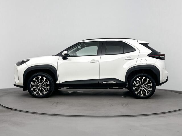 Toyota YARIS Cross 1.5 Hybrid 130 Dynamic | Stoel -/ Stuur verwarming | Apple Carplay -/ Android Auto |