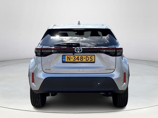 Toyota YARIS Cross 1.5 Hybrid First Edition **NAVIGATIE/ KEYLESS/ CRUISE CONTROL ADAPTIEF/ 36 MAANDEN GARANTIE**