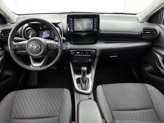Toyota YARIS 1.5 Hybrid Dynamic | Navigatie | PDC | Camera |