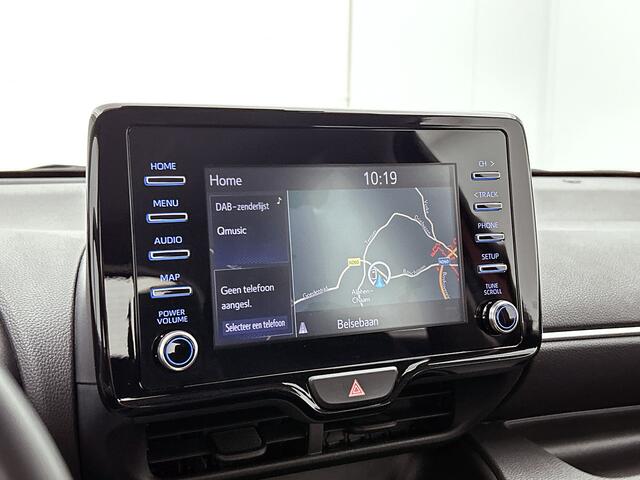 Toyota YARIS 1.5 Hybrid Dynamic | Navigatie | PDC | Camera |