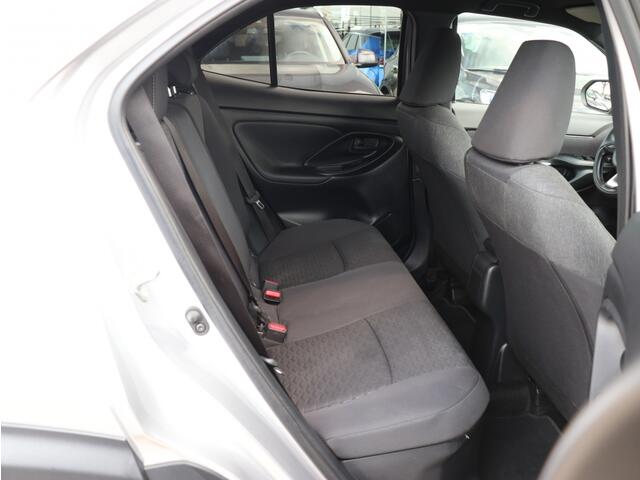 Toyota YARIS 1.5 Hybrid 115 Dynamic I Apple/Android Navi I LED I Camera