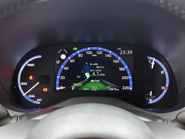 Toyota YARIS Cross 1.5 Hybrid Dynamic Limited | Navigatie | Head Up Display | Panoramadak | Elektrische Achterklep | Stoel- en Stuurverwarming |