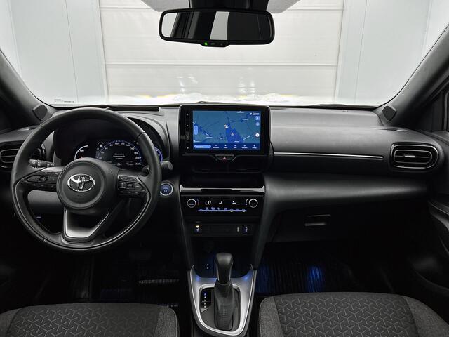 Toyota YARIS Cross 1.5 Hybrid Dynamic | Navigatie | Head Up Display | Panoramadak | Elektrische Achterklep | Stoel- en Stuurverwarming |