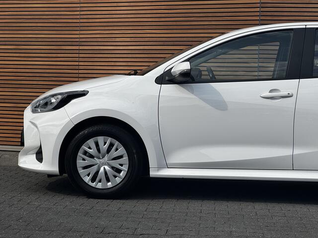 Toyota YARIS 1.5 Hybrid Active Trekhaak / Camera / Clima