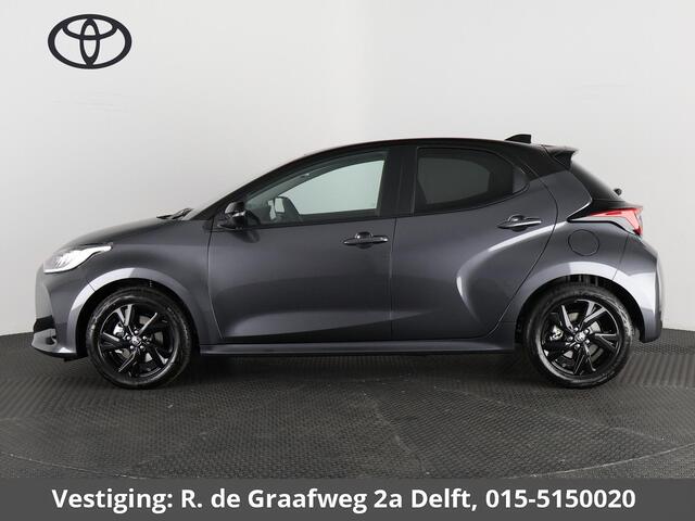 Toyota YARIS 1.5 Hybrid Dynamic Luxury Bi-Tone | Stoelverwarming | Camera | Lichtmetalen velgen |