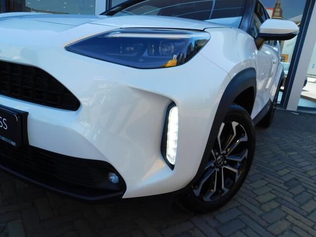 Toyota YARIS Cross 1.5 Hybrid Dynamic | PANO | HUD | Elektr. Achterklep