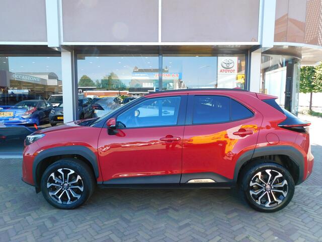 Toyota YARIS Cross 1.5 Hybrid Dynamic | Stoel en Stuurverwarming | PANODAK | HUD