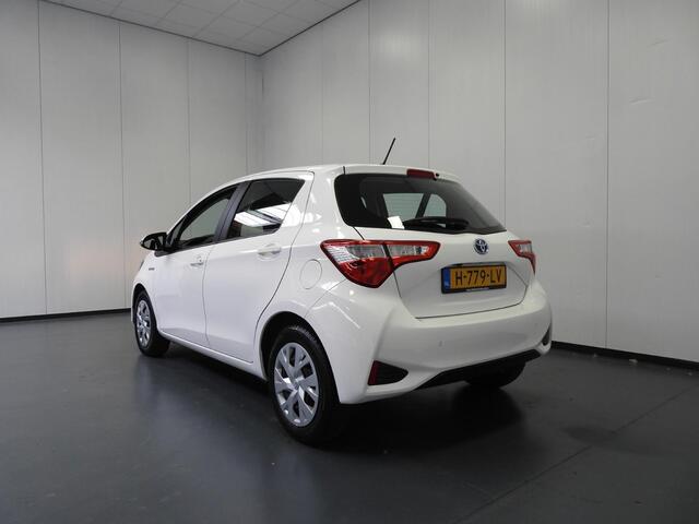 Toyota YARIS 1.5 Hybrid Active CLIMA/CAMERA/CRUISE/PDC!
